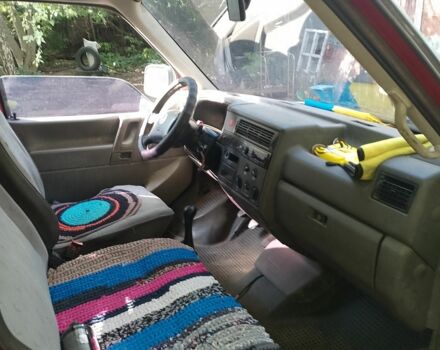 Черный Фольксваген Каравелла, объемом двигателя 0 л и пробегом 360 тыс. км за 3100 $, фото 2 на Automoto.ua