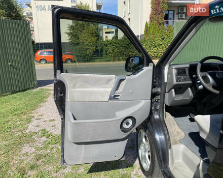 Чорний Фольксваген Каравелла, об'ємом двигуна 2.8 л та пробігом 360 тис. км за 8300 $, фото 10 на Automoto.ua