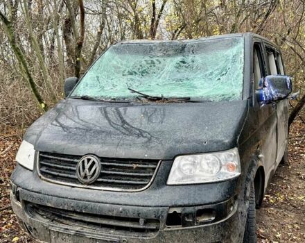 Фольксваген Каравелла 2008 в Павлограде на Automoto.ua Черный Фольксваген Каравелла, объемом двигателя 2.5 л и пробегом 383 тыс. км за 2500 $, фото 4 на Automoto.ua