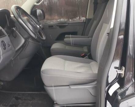 Черный Фольксваген Каравелла, объемом двигателя 1.97 л и пробегом 236 тыс. км за 19900 $, фото 20 на Automoto.ua