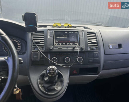 Фольксваген Каравелла 2010 у Києві на Automoto.ua Чорний Фольксваген Каравелла, об'ємом двигуна 1.98 л та пробігом 326 тис. км за 17800 $, фото 26 на Automoto.ua