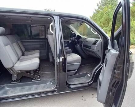 Черный Фольксваген Каравелла, объемом двигателя 1.97 л и пробегом 235 тыс. км за 19800 $, фото 18 на Automoto.ua