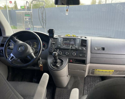 Фольксваген Каравелла 2010 у Києві на Automoto.ua Чорний Фольксваген Каравелла, об'ємом двигуна 1.98 л та пробігом 326 тис. км за 17800 $, фото 18 на Automoto.ua