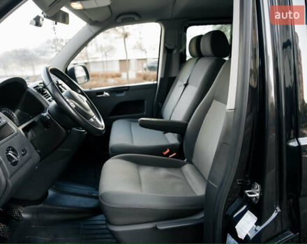 Чорний Фольксваген Каравелла, об'ємом двигуна 2 л та пробігом 460 тис. км за 18900 $, фото 12 на Automoto.ua