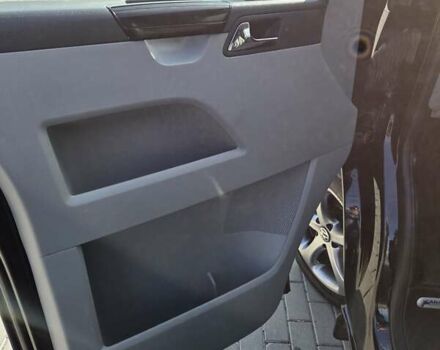 Черный Фольксваген Каравелла, объемом двигателя 1.97 л и пробегом 192 тыс. км за 19700 $, фото 5 на Automoto.ua