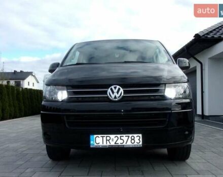 Черный Фольксваген Каравелла, объемом двигателя 2 л и пробегом 184 тыс. км за 15000 $, фото 1 на Automoto.ua