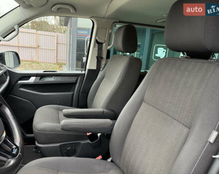 Черный Фольксваген Каравелла, объемом двигателя 1.97 л и пробегом 282 тыс. км за 26500 $, фото 18 на Automoto.ua