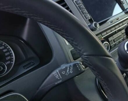 Черный Фольксваген Каравелла, объемом двигателя 2 л и пробегом 295 тыс. км за 26500 $, фото 30 на Automoto.ua