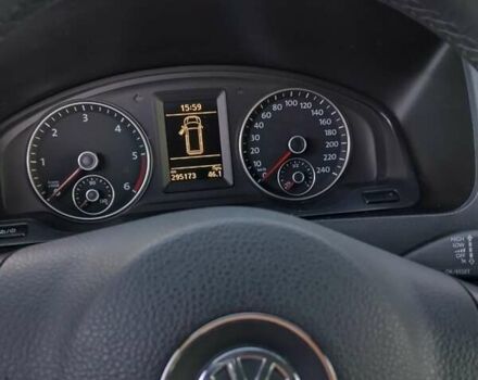 Черный Фольксваген Каравелла, объемом двигателя 2 л и пробегом 295 тыс. км за 26500 $, фото 28 на Automoto.ua