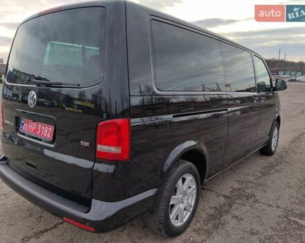 Черный Фольксваген Каравелла, объемом двигателя 2 л и пробегом 295 тыс. км за 26500 $, фото 4 на Automoto.ua