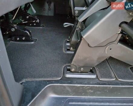 Черный Фольксваген Каравелла, объемом двигателя 2 л и пробегом 295 тыс. км за 26500 $, фото 49 на Automoto.ua