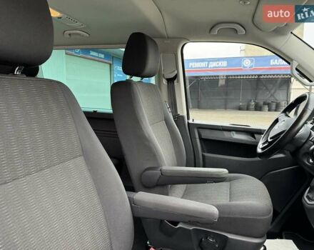 Черный Фольксваген Каравелла, объемом двигателя 1.97 л и пробегом 282 тыс. км за 26500 $, фото 19 на Automoto.ua