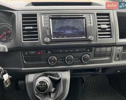 Черный Фольксваген Каравелла, объемом двигателя 1.97 л и пробегом 90 тыс. км за 29999 $, фото 18 на Automoto.ua