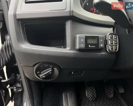 Черный Фольксваген Каравелла, объемом двигателя 1.97 л и пробегом 90 тыс. км за 29999 $, фото 15 на Automoto.ua