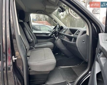 Черный Фольксваген Каравелла, объемом двигателя 1.97 л и пробегом 90 тыс. км за 29999 $, фото 27 на Automoto.ua