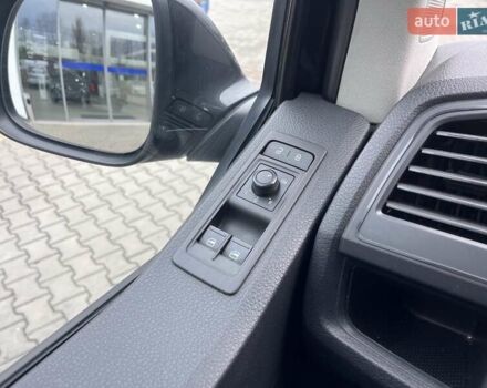 Черный Фольксваген Каравелла, объемом двигателя 1.97 л и пробегом 90 тыс. км за 29999 $, фото 10 на Automoto.ua