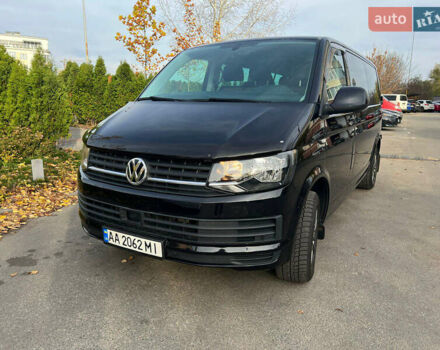 Черный Фольксваген Каравелла, объемом двигателя 2 л и пробегом 235 тыс. км за 31744 $, фото 4 на Automoto.ua