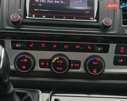 Черный Фольксваген Каравелла, объемом двигателя 1.97 л и пробегом 167 тыс. км за 37499 $, фото 52 на Automoto.ua