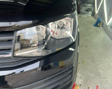 Черный Фольксваген Каравелла, объемом двигателя 2 л и пробегом 235 тыс. км за 31744 $, фото 7 на Automoto.ua