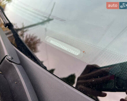 Черный Фольксваген Каравелла, объемом двигателя 2 л и пробегом 235 тыс. км за 31744 $, фото 1 на Automoto.ua