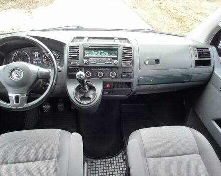 Чорний Фольксваген Каравелла, об'ємом двигуна 2 л та пробігом 235 тис. км за 19000 $, фото 18 на Automoto.ua