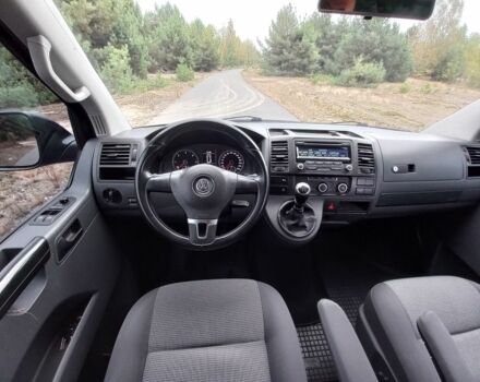 Чорний Фольксваген Каравелла, об'ємом двигуна 2 л та пробігом 235 тис. км за 19000 $, фото 19 на Automoto.ua