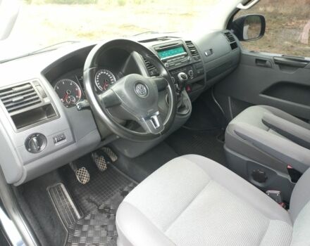 Чорний Фольксваген Каравелла, об'ємом двигуна 2 л та пробігом 235 тис. км за 19000 $, фото 11 на Automoto.ua