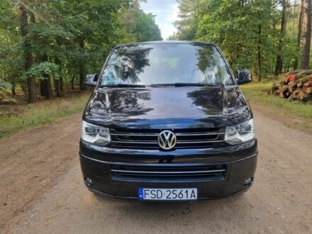 Черный Фольксваген Каравелла, объемом двигателя 2 л и пробегом 155 тыс. км за 9200 $, фото 1 на Automoto.ua