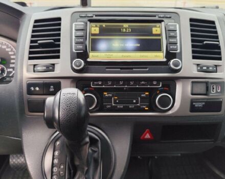 Коричневый Фольксваген Каравелла, объемом двигателя 2 л и пробегом 262 тыс. км за 10000 $, фото 13 на Automoto.ua