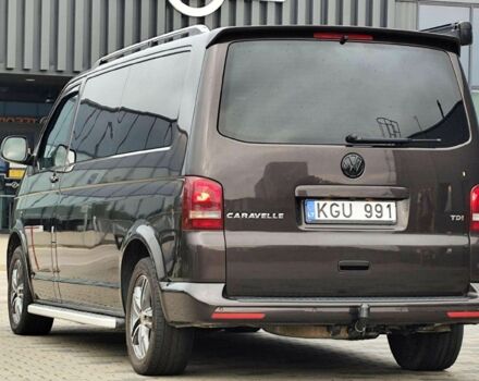 Коричневый Фольксваген Каравелла, объемом двигателя 2 л и пробегом 262 тыс. км за 10000 $, фото 5 на Automoto.ua