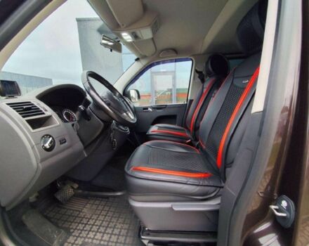 Коричневый Фольксваген Каравелла, объемом двигателя 2 л и пробегом 262 тыс. км за 10000 $, фото 12 на Automoto.ua