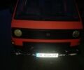 Красный Фольксваген Каравелла, объемом двигателя 1.6 л и пробегом 350 тыс. км за 1800 $, фото 1 на Automoto.ua