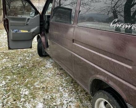 Красный Фольксваген Каравелла, объемом двигателя 2.5 л и пробегом 300 тыс. км за 7000 $, фото 11 на Automoto.ua