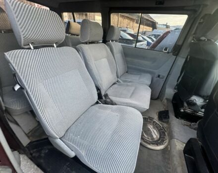 Красный Фольксваген Каравелла, объемом двигателя 2.5 л и пробегом 187 тыс. км за 3000 $, фото 7 на Automoto.ua