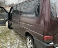 Красный Фольксваген Каравелла, объемом двигателя 2.5 л и пробегом 300 тыс. км за 7000 $, фото 14 на Automoto.ua