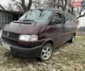 Красный Фольксваген Каравелла, объемом двигателя 2.5 л и пробегом 300 тыс. км за 7000 $, фото 1 на Automoto.ua