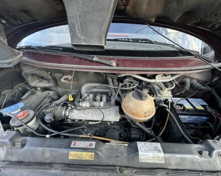 Красный Фольксваген Каравелла, объемом двигателя 2.5 л и пробегом 187 тыс. км за 3000 $, фото 9 на Automoto.ua