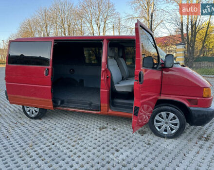 Червоний Фольксваген Каравелла, об'ємом двигуна 1.9 л та пробігом 320 тис. км за 4650 $, фото 9 на Automoto.ua