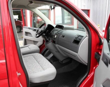 Красный Фольксваген Каравелла, объемом двигателя 0 л и пробегом 214 тыс. км за 9800 $, фото 20 на Automoto.ua