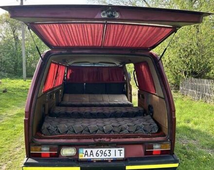 Фольксваген Каравелла 1988 у Києві на Automoto.ua Червоний Фольксваген Каравелла, об'ємом двигуна 1.9 л та пробігом 128 тис. км за 4000 $, фото 1 на Automoto.ua