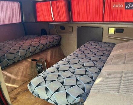 Фольксваген Каравелла 1988 у Києві на Automoto.ua Червоний Фольксваген Каравелла, об'ємом двигуна 1.9 л та пробігом 128 тис. км за 4000 $, фото 8 на Automoto.ua