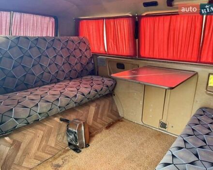 Фольксваген Каравелла 1988 у Києві на Automoto.ua Червоний Фольксваген Каравелла, об'ємом двигуна 1.9 л та пробігом 128 тис. км за 4000 $, фото 6 на Automoto.ua