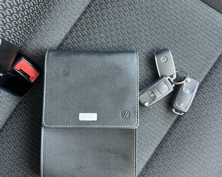 Фольксваген Каравелла, объемом двигателя 2 л и пробегом 141 тыс. км за 33500 $, фото 1 на Automoto.ua