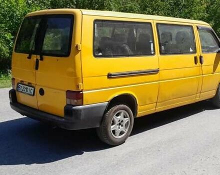 Желтый Фольксваген Каравелла, объемом двигателя 2.5 л и пробегом 460 тыс. км за 4800 $, фото 4 на Automoto.ua