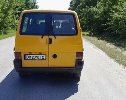 Желтый Фольксваген Каравелла, объемом двигателя 2.5 л и пробегом 460 тыс. км за 4800 $, фото 3 на Automoto.ua
