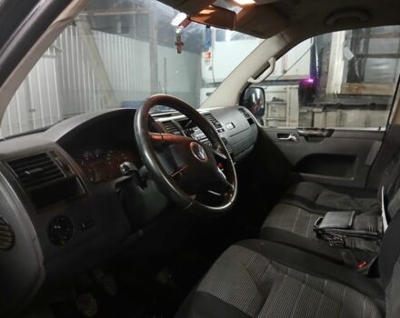 Сірий Фольксваген Каравелла, об'ємом двигуна 2.5 л та пробігом 300 тис. км за 5100 $, фото 5 на Automoto.ua