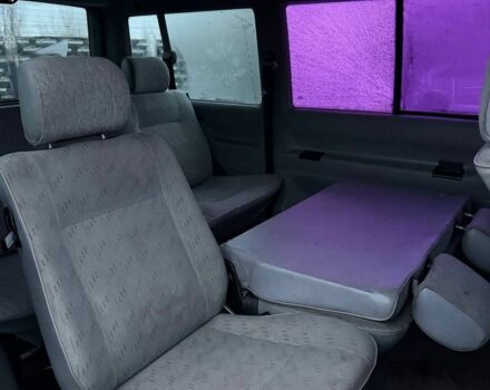 Серый Фольксваген Каравелла, объемом двигателя 0 л и пробегом 252 тыс. км за 2950 $, фото 9 на Automoto.ua