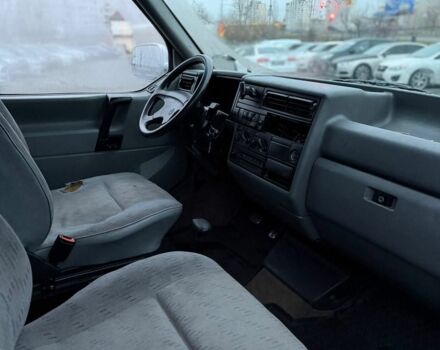 Серый Фольксваген Каравелла, объемом двигателя 0 л и пробегом 252 тыс. км за 2950 $, фото 7 на Automoto.ua