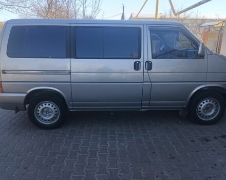 Серый Фольксваген Каравелла, объемом двигателя 2.8 л и пробегом 430 тыс. км за 8900 $, фото 3 на Automoto.ua