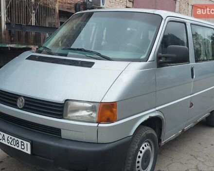 Серый Фольксваген Каравелла, объемом двигателя 1.9 л и пробегом 450 тыс. км за 4000 $, фото 1 на Automoto.ua